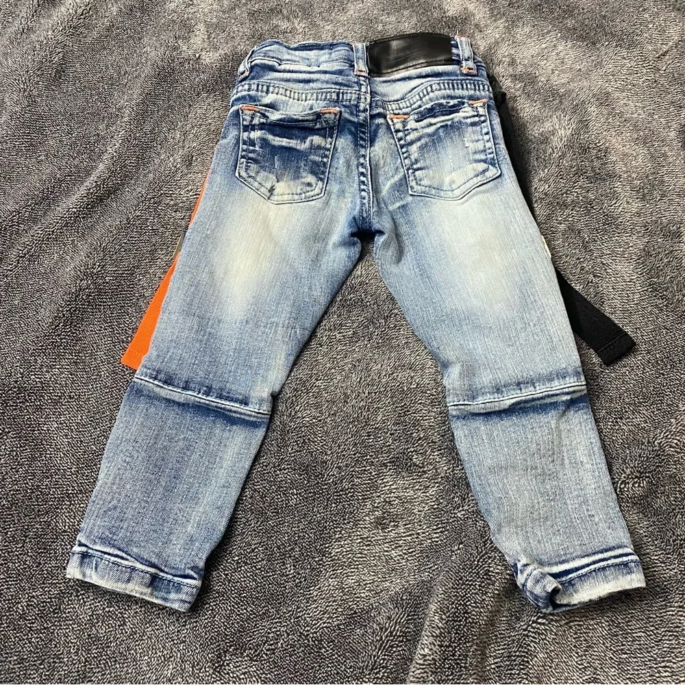 Elite space tour denim jacket and pants. Very trendy and stylish. - Picture 12 of 16